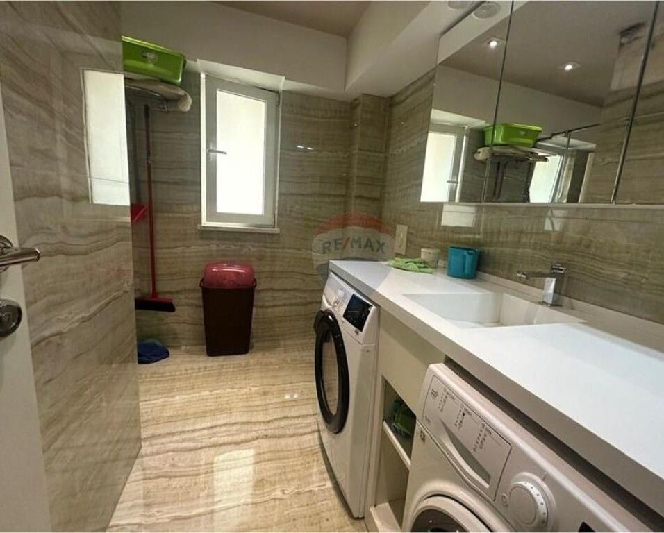 Appartamento - In Vendita - 9 Piani 530571009-44