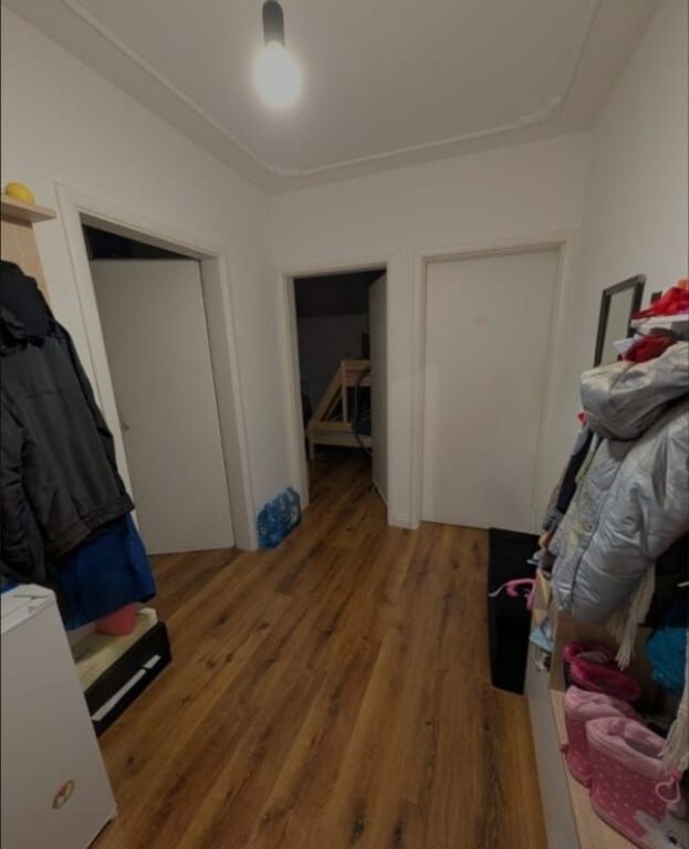 Apartment 2+1, Congress of Lushnja!