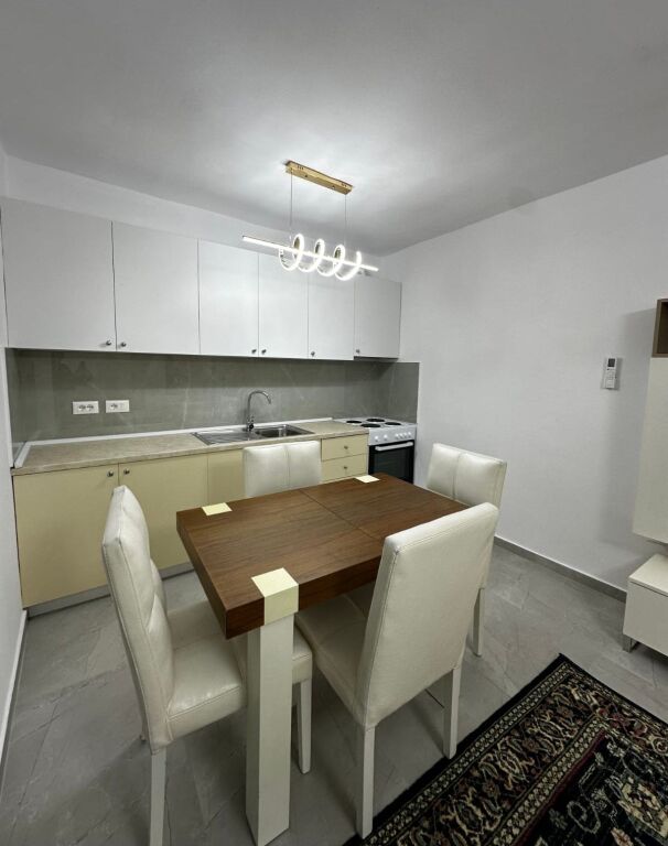 APARTMENT FOR RENT 2+1 TRAIN STATION 60,000 LEKE