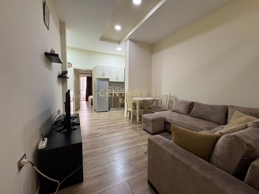 FOR RENT 2+1 APARTMENT ON ISLAM ALLA STREET! Between Myslym Shyri and Kavaja Street