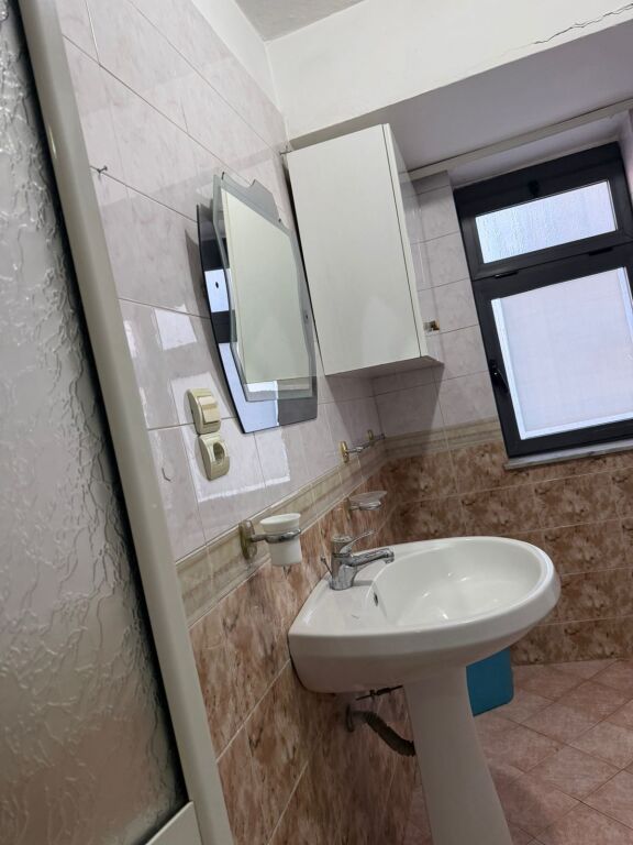 Affittasi Appartamento 1+1+1 Balcone