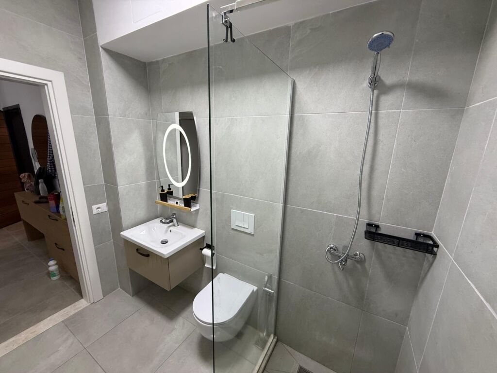 Modern 1+1 apartment for rent at Klani in Kinostudio