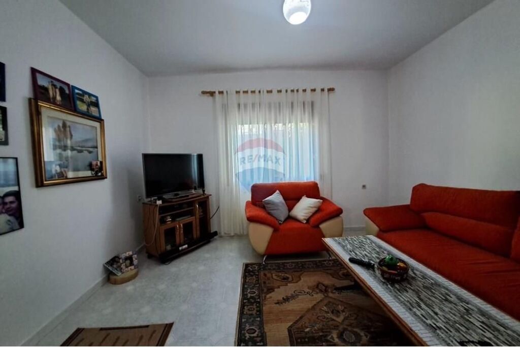 🏡 PRIVATE HOUSE FOR SALE – KARBASH, VLORË