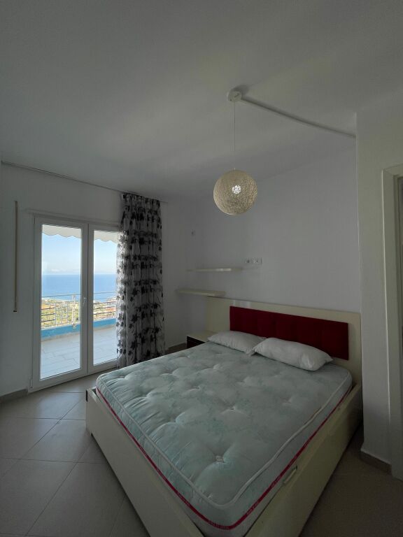 Apartment 2+1+2 for sale with sea view +2 parking spaces in Dhermi