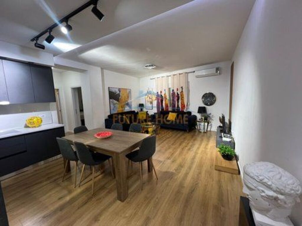 Shitje, Apartament 2+1+2, Komuna Parisit, Tiranë. Description