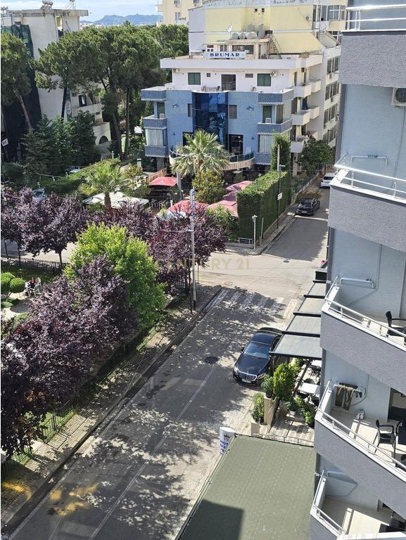 Apartament 1+1 tek Shkëmbi i Kavajës, Durrës !