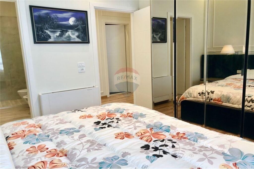 Luxury Apartment 2+1+2+Parking Elbasan Street