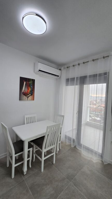 Modern 1+1 apartment for rent at Klani in Kinostudio