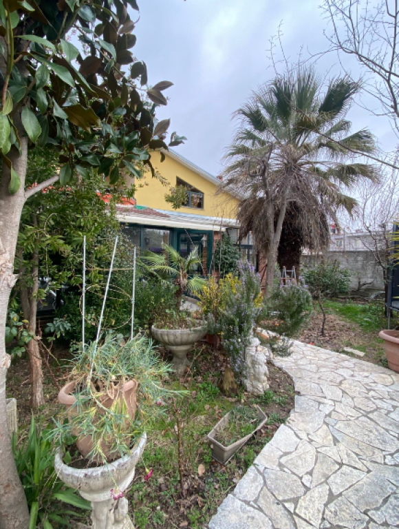 🏡 Villa su 2 Piani in Affitto – Sauk Vecchio
