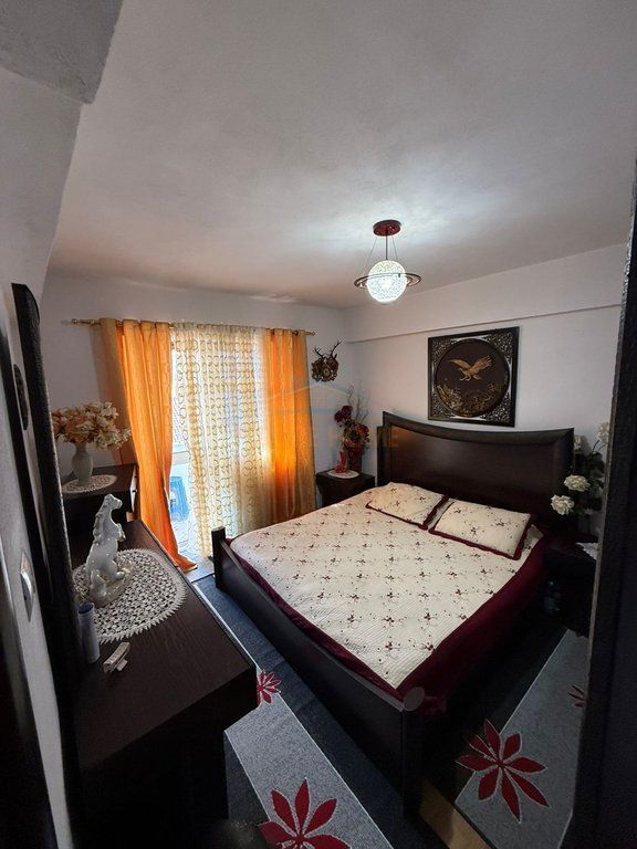 Shitet , Apartament 2+1 , Rruga Industriale , Pogradec