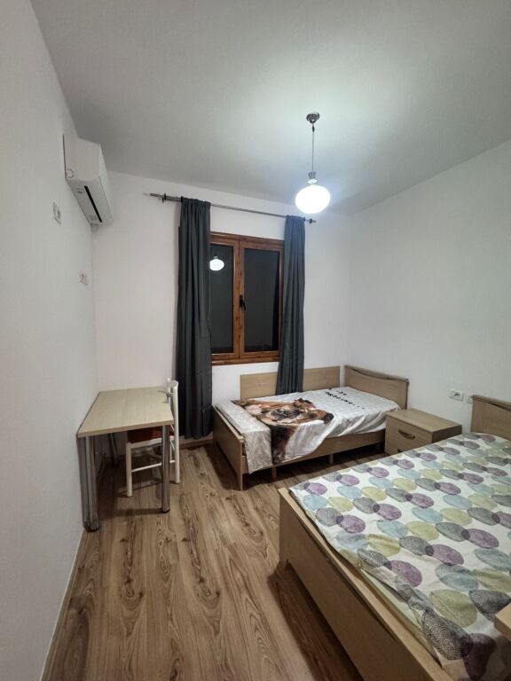 Jepet me Qira Kati 2-të i Vilës Private 3+1 &amp; Parkim | Sauk