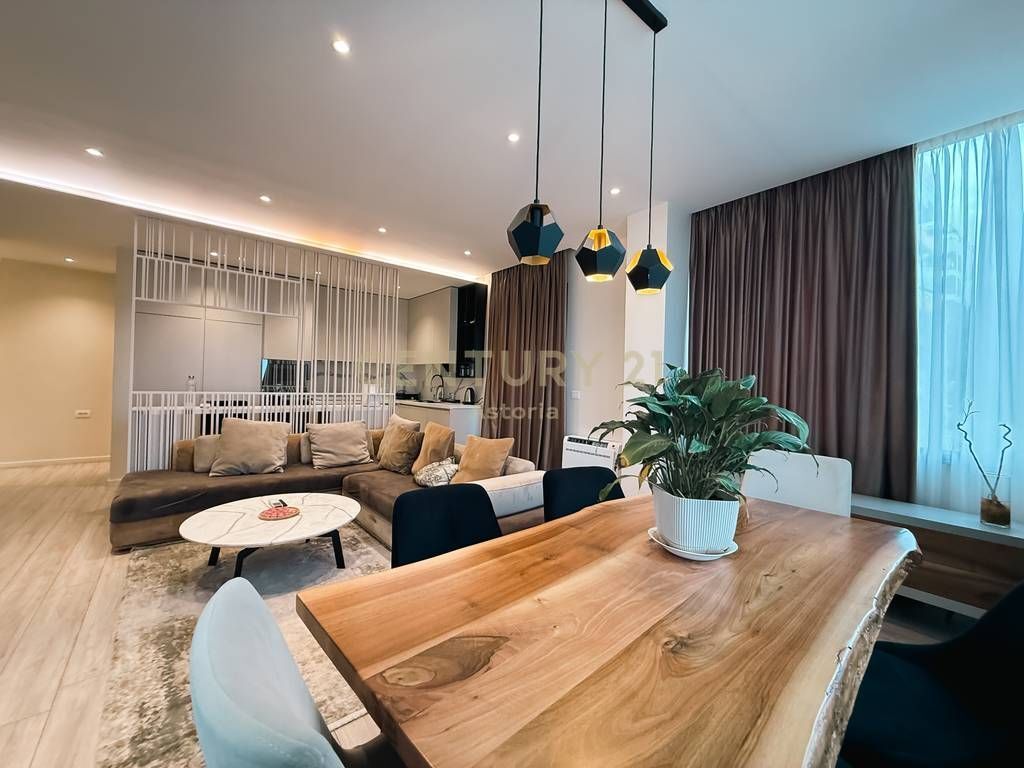 2+1 APARTMENT NEAR THE ZOOLOGICAL GARDEN FOR RENT