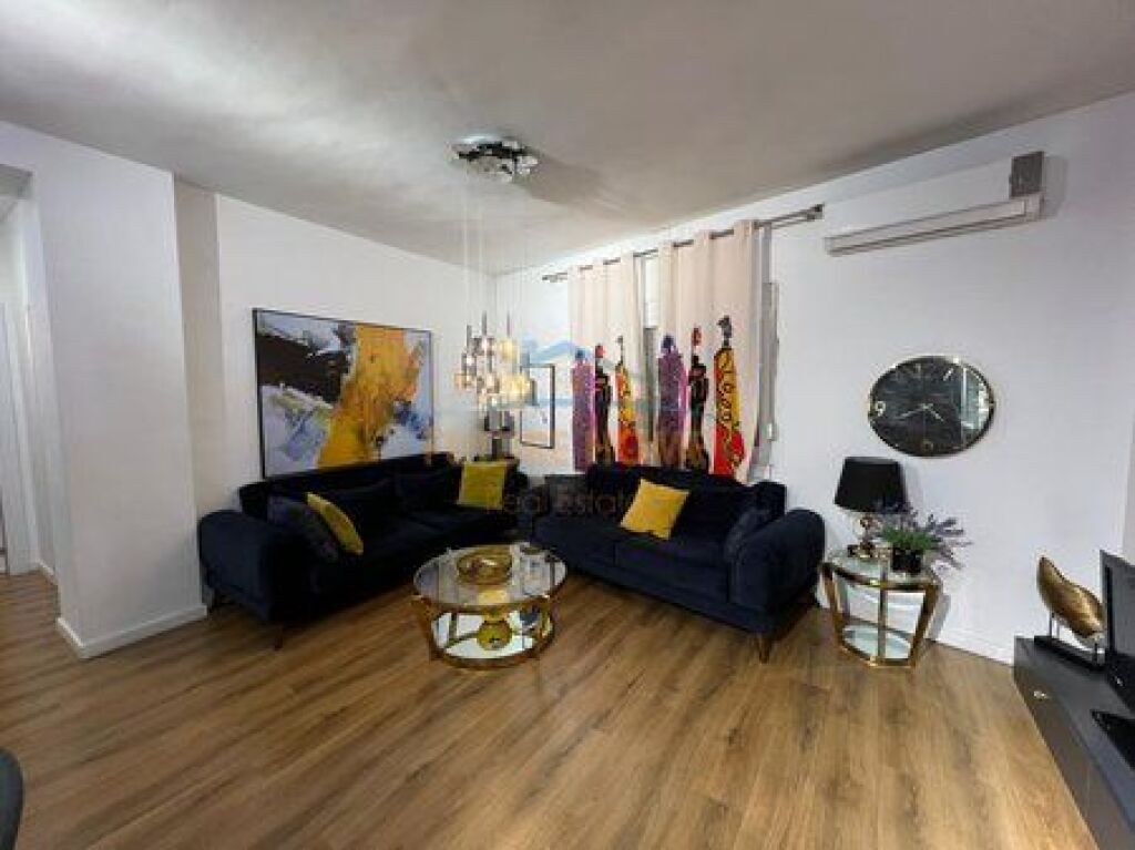 Shitje, Apartament 2+1+2, Komuna Parisit, Tiranë. Description