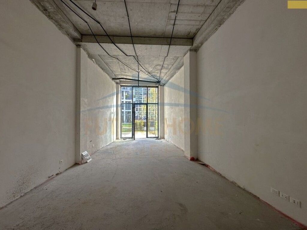 Qera, Ambient Komercial, Lake View Residence