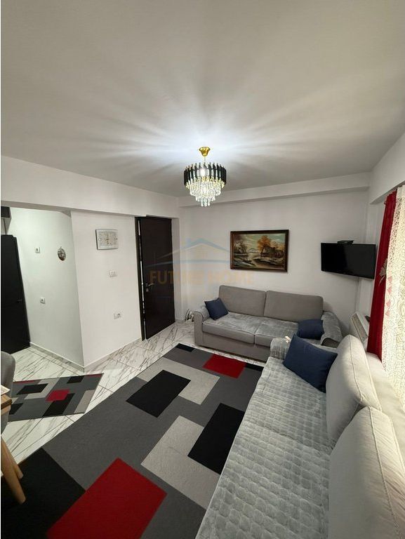 Shitet , Apartament 2+1 , Rruga Industriale , Pogradec
