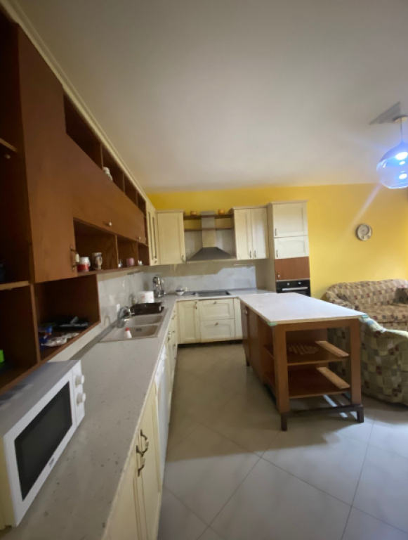 🏡 Villa su 2 Piani in Affitto – Sauk Vecchio