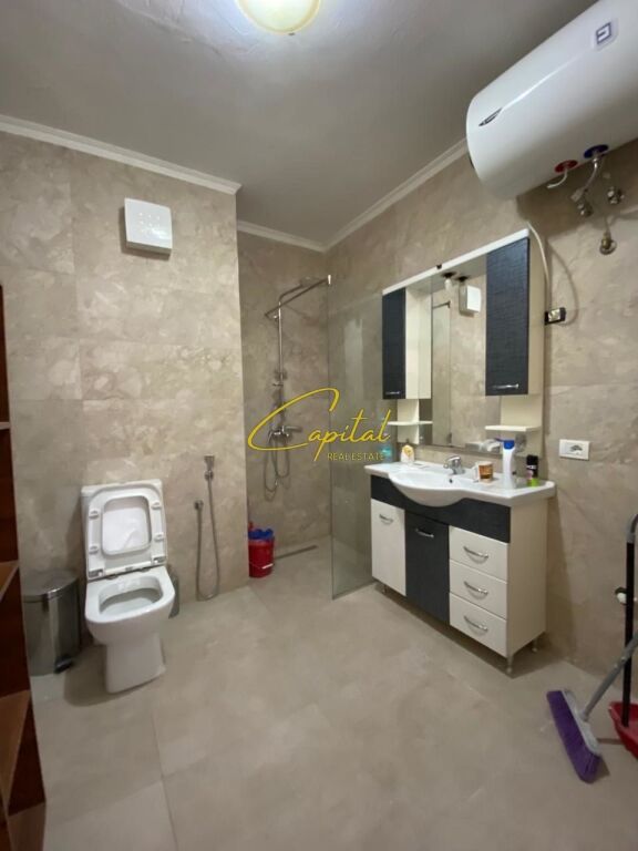 UFFICIO IN AFFITTO 143 M2 BLV JEAN D'ARC 1.500 EURO
