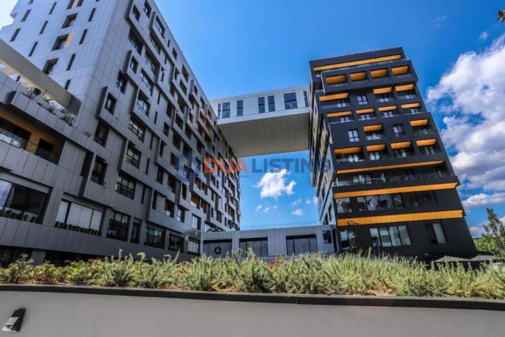 Ufficio premium investito in vendita, Square 21, Via Kavajes!