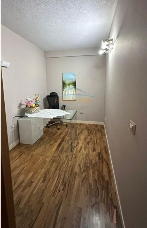 APARTMENT 3+1 FOR SALE FERIT XHAJKO STREET, FORMER DURRESI RESTAURANT