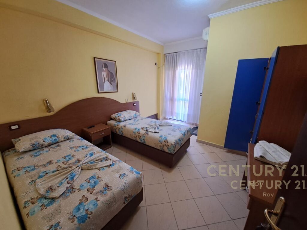 HOTEL FOR SALE WITH 31 ROOMS IN GOLEM!!!