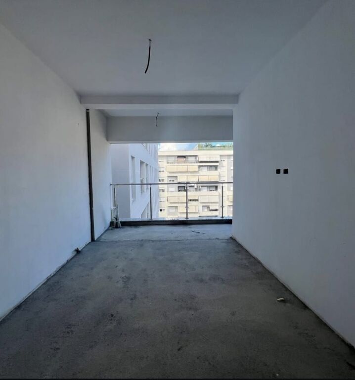 SHITET APARTAMENT 2+1+2 – KOMUNA E PARISIT | PRANË KIKA 2