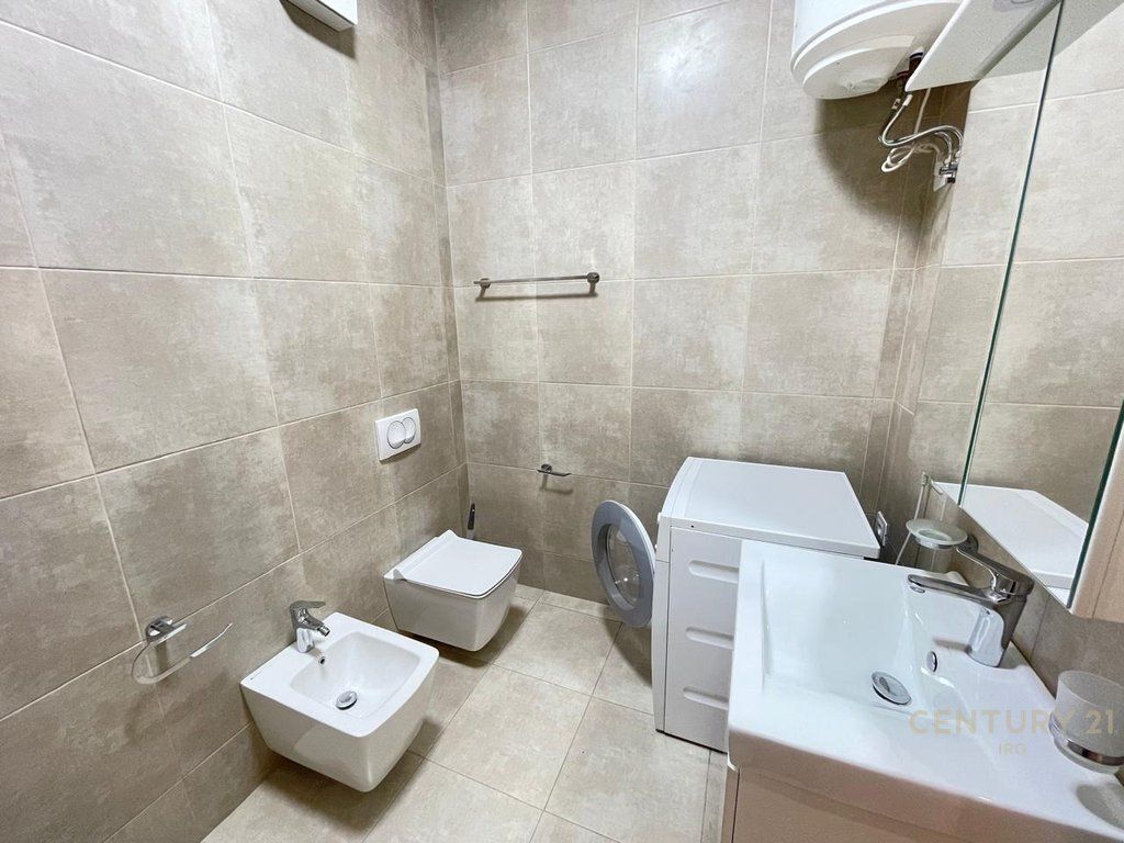 FOR RENT APARTMENT 2+1+2 NEAR THE MEDRESE