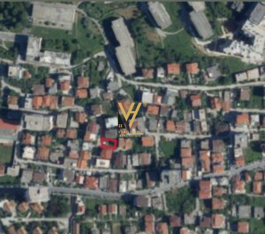 SHITET TOKE 250 M2 TE QYTET STUDENTI 13.000.000 LEKE