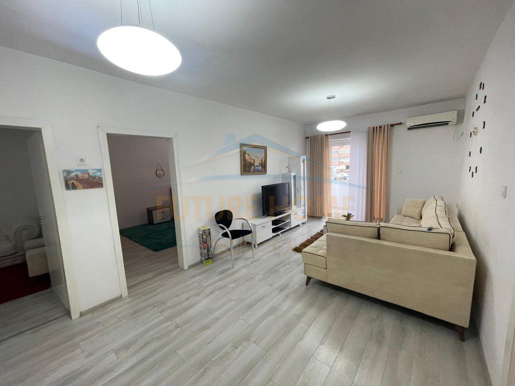 Qera, Apartament 2+1 , Bllok , Tirane