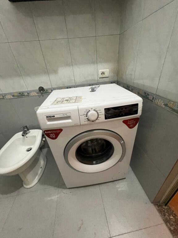 AFFITTASI APPARTAMENTO 2+1 NELLA ZONA DELL'EX RAJONI DURRES