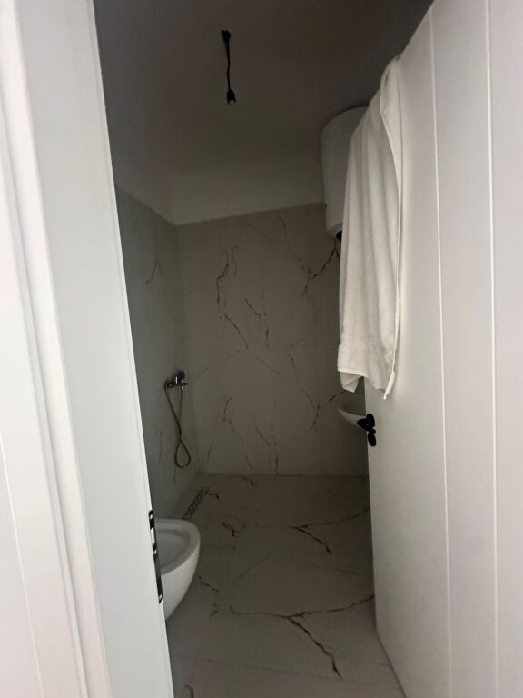APARTAMENT ME QERA 2+1