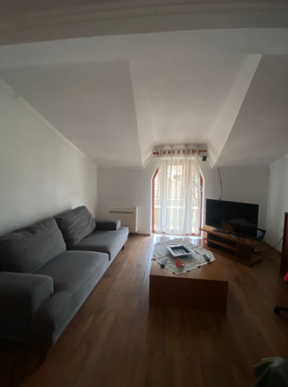 🏡 Villa su 2 Piani in Affitto – Sauk Vecchio