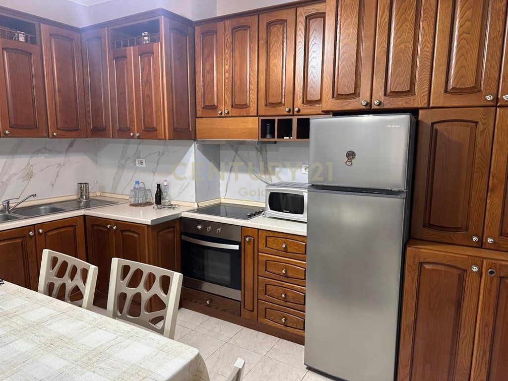APARTAMENT 2+1+2 BALLKONE ME QERA TEK HIPOTEKA