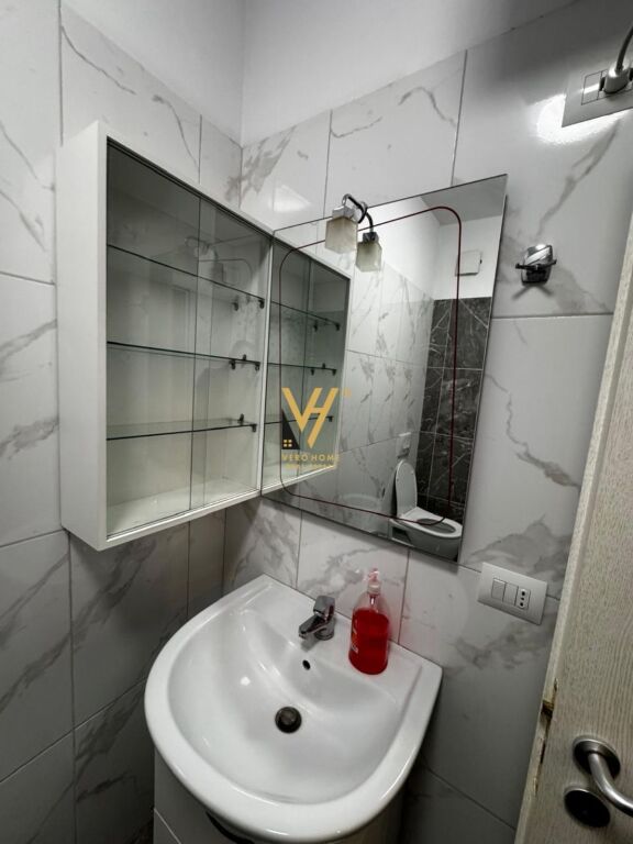 JEPET APARTAMENT 1+1 ME QIRA NE DURRES 500 EURO