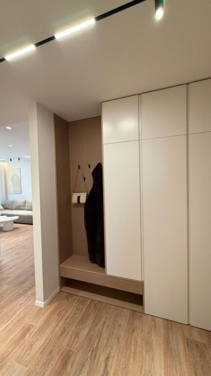 Affittasi 2+1+2, Residenza Green Valley