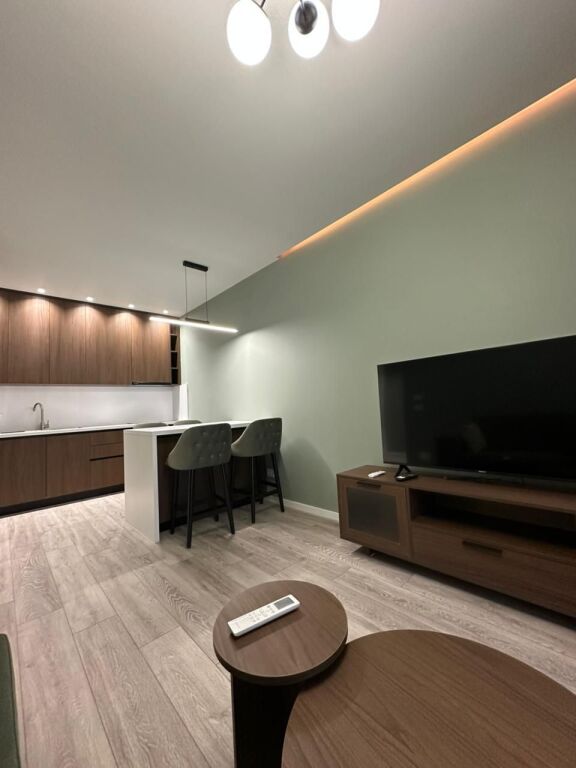 Apartament Luksoz 1+1 me Qira – Golden Tower, Rruga Mine Peza