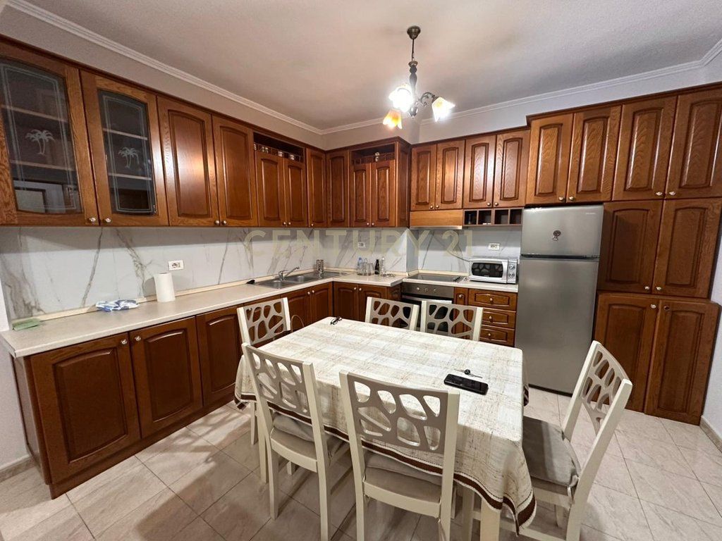 APARTAMENT 2+1+2 BALLKONE ME QERA TEK HIPOTEKA