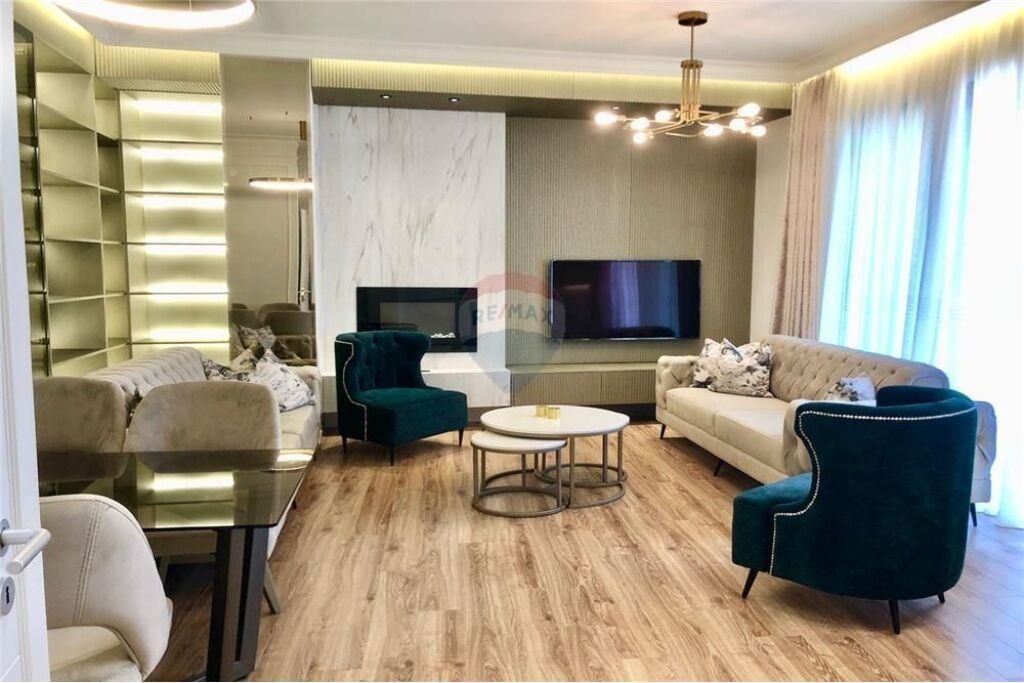 Luxury Apartment 2+1+2+Parking Elbasan Street