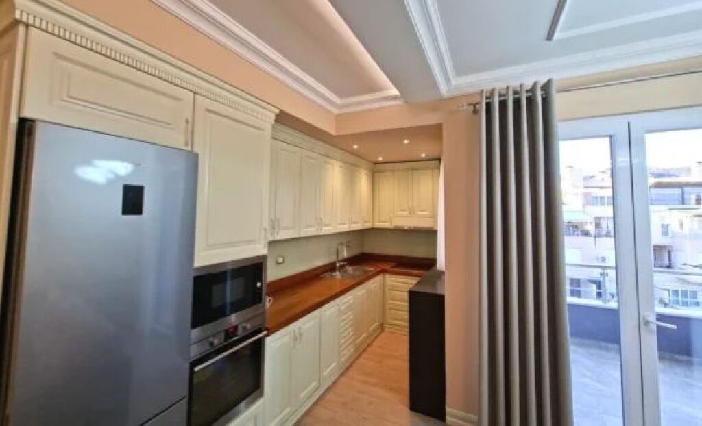 In affitto: Appartamento 3+1+2wc &amp; 1 BLLK (📍Liqeni I Thate/ Complesso Belleview ) ✨️ Arredato / 100% nuovo 🔥🔥 1000€/Mese