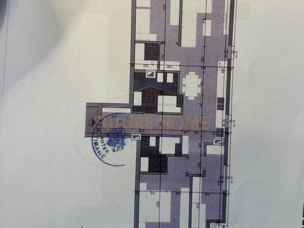 Shitet, Apartament 3+1+2+Post parkimi, Bulevardi Bajram Curri, Tiranë.