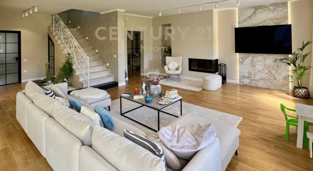 ✨ Opportunity – Modern villa with 6 rooms, 1,000 m² land