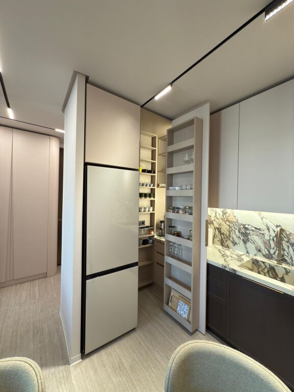 JEPET ME QIRA, APARTAMENT 1+1, GOLDEN TOWER  1200€/muaj (neto) - Pamja 5