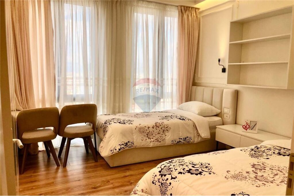 Luxury Apartment 2+1+2+Parking Elbasan Street