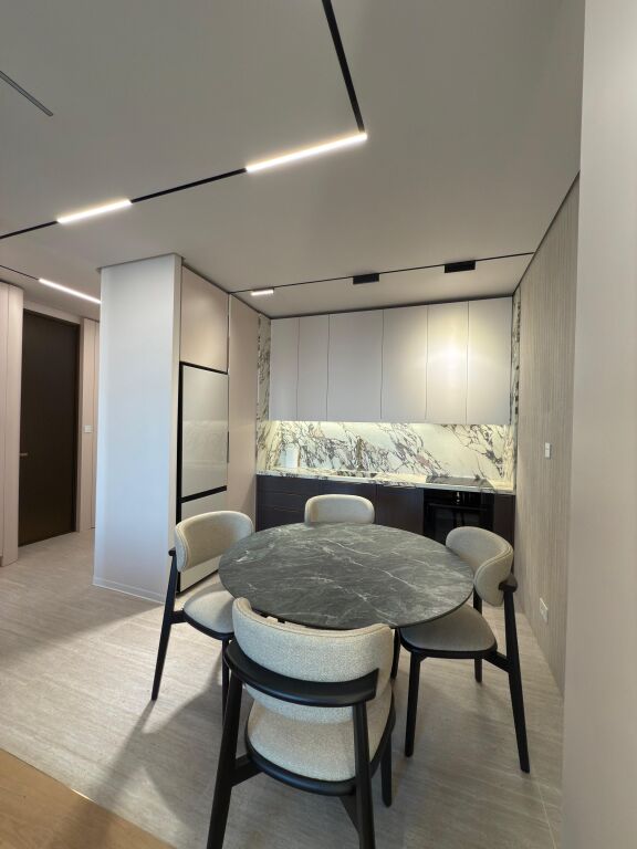 JEPET ME QIRA, APARTAMENT 1+1, GOLDEN TOWER  1200€/muaj (neto) - Pamja 4