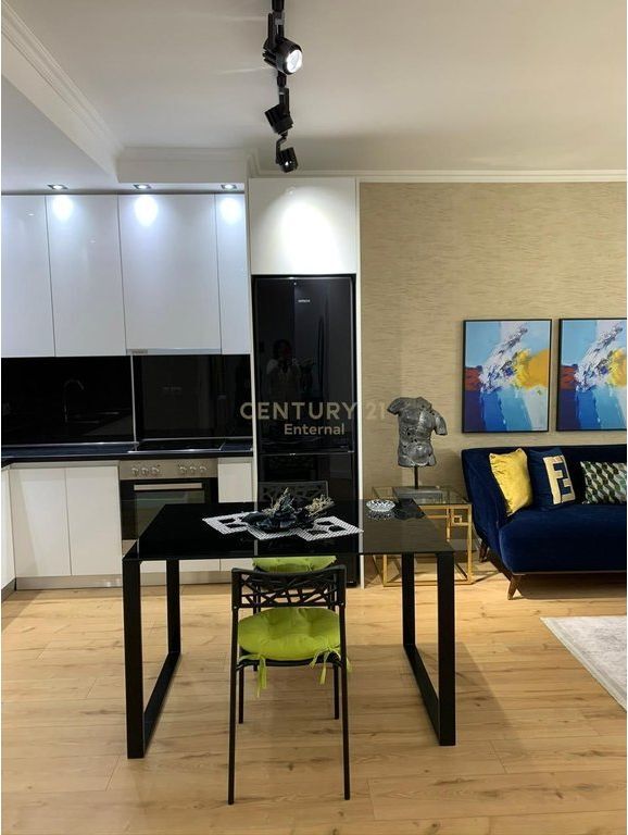 Appartamento 2+1 in Affitto in Via Kosovareve