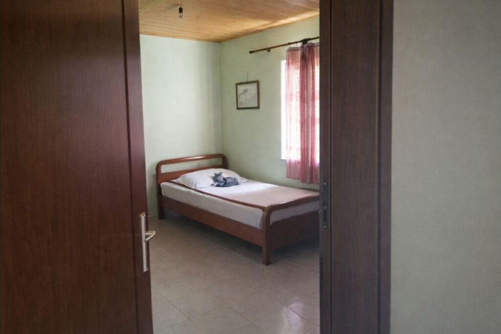 Villa su due piani in vendita vicino alla scuola Bajram Curri Tirana (ID 4141002)