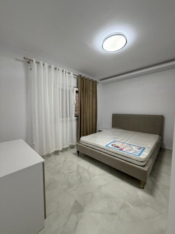 for rent 3+1+2, Selite
