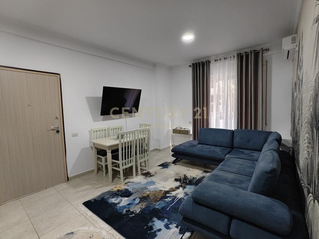 SHITET APARTAMENT 1+1 NE GJIRIN E LALZIT
