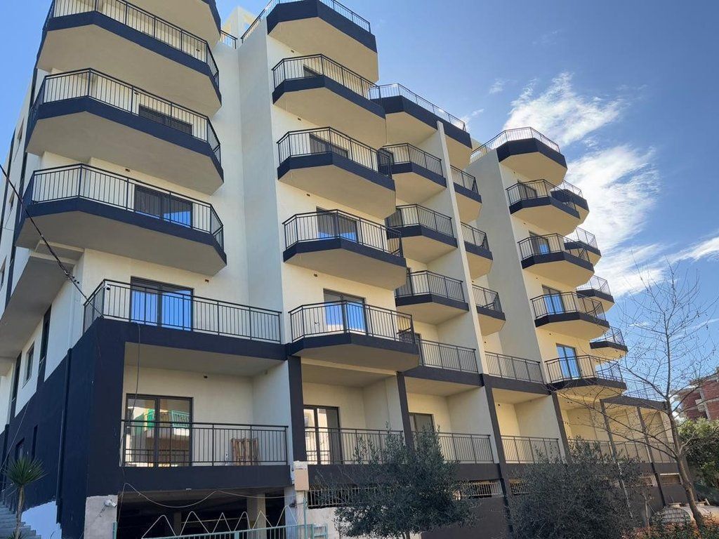 APARTMENT 1+1 FOR SALE IN UJIN E FTOHTE!