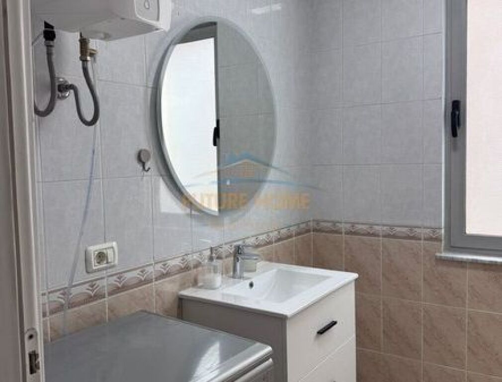Affitto, Appartamento 1+1, Vecchio Parco, Tirana..