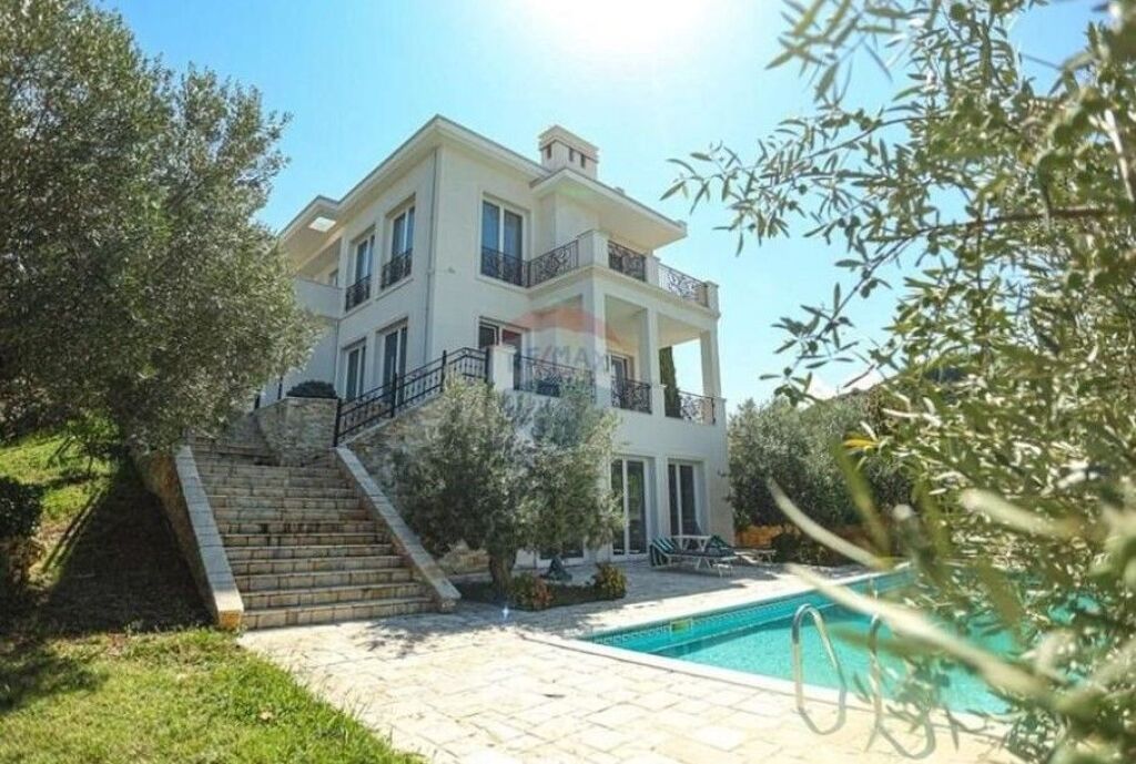 Vilë - Për Qira - Liqeni I Thatë, Tiranë(ID: 530291003-374)